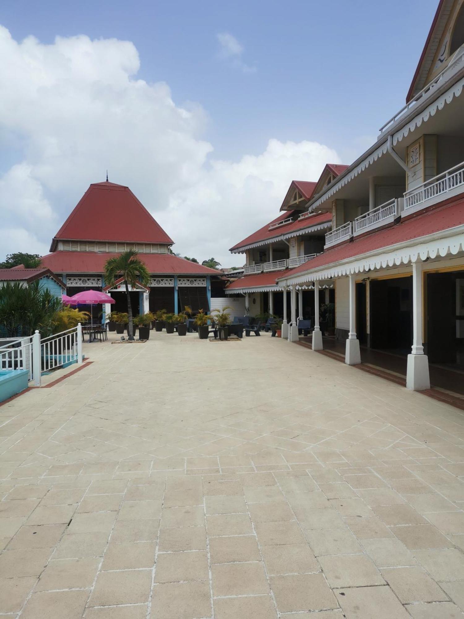Appart T3 Village Vacances Sainte-Anne Courcelles المظهر الخارجي الصورة